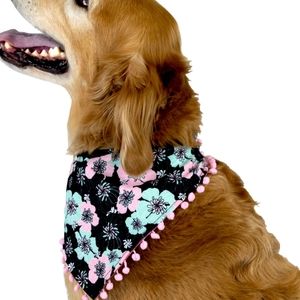 ❤️10/$13 New floral dog bandana